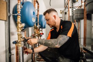 A PGS Engineer providing commercial plumbing repairs for a commercial client.